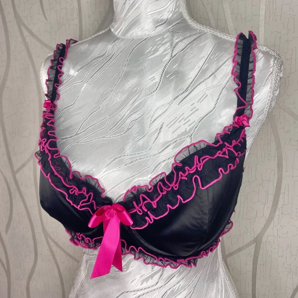 🌷 La SENZA 🌷 Black Bra with Pink Ruffle Frill Accents & Ribbon Bow - Picture 4 of 11